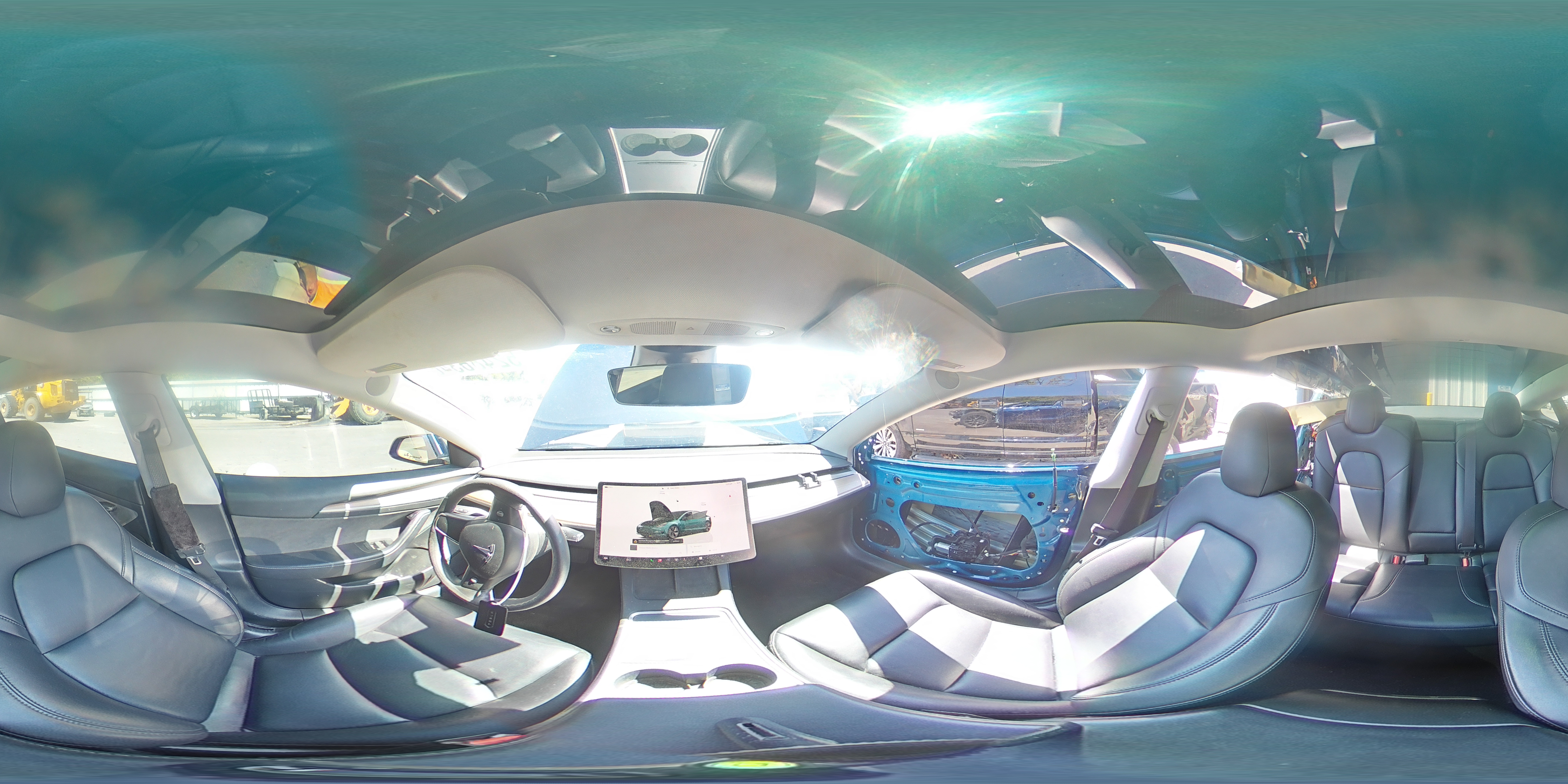 TESLA MODEL 3 2023 — 14