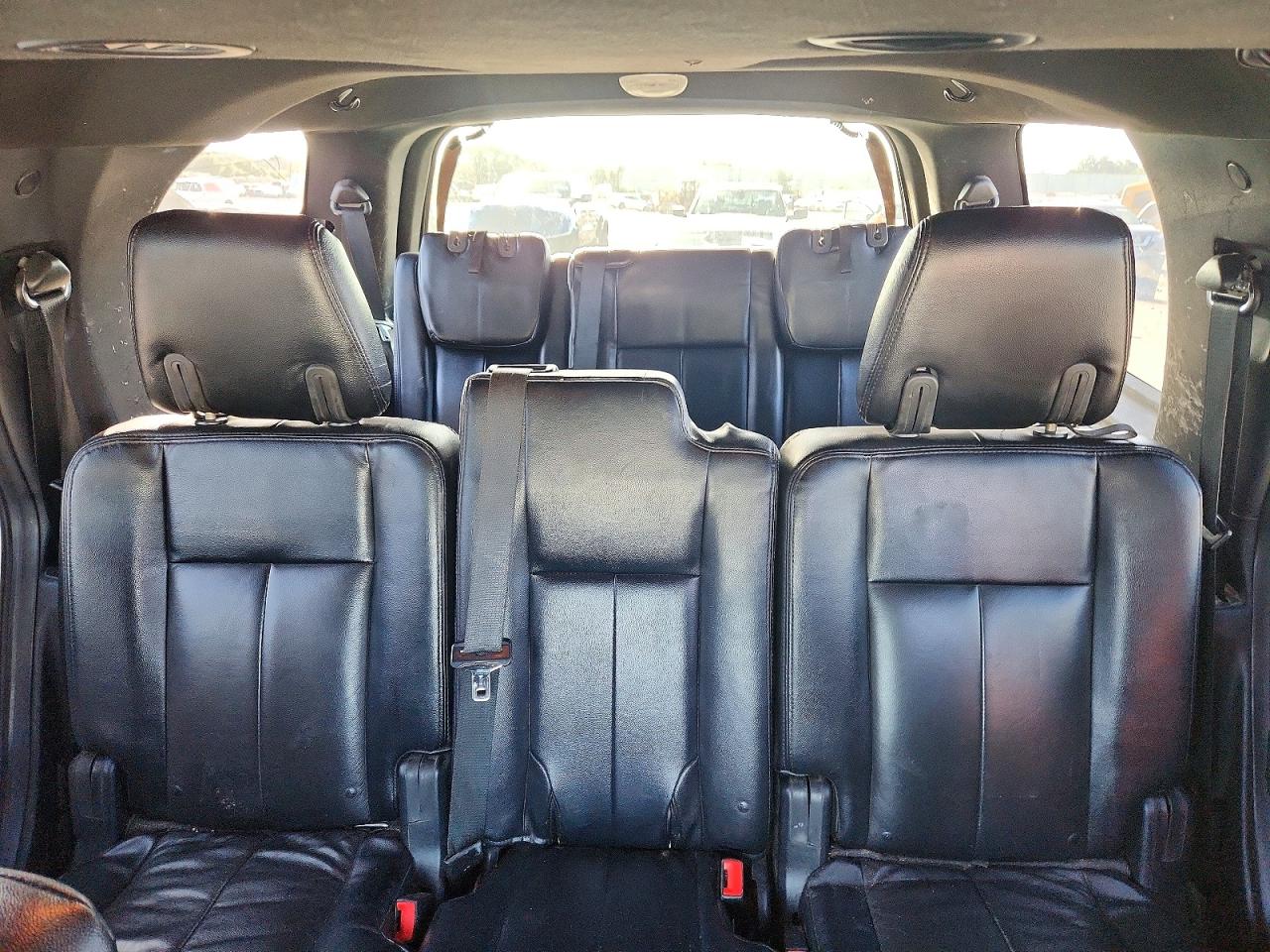 FORD EXPEDITION 2017 — 10