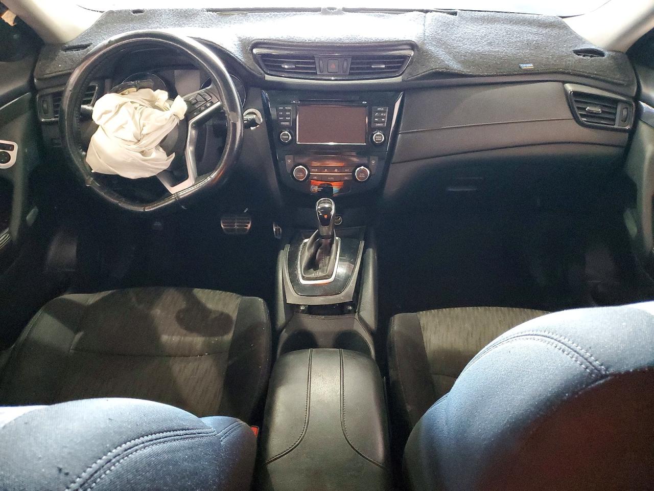 NISSAN ROGUE 2017 — 8