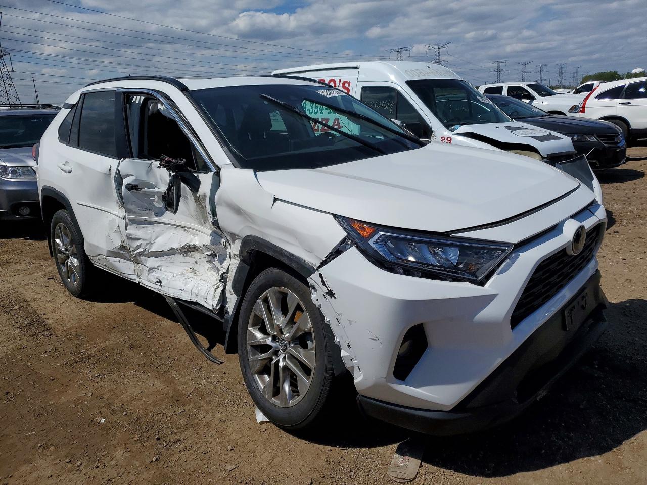 TOYOTA RAV4 2020 — 4