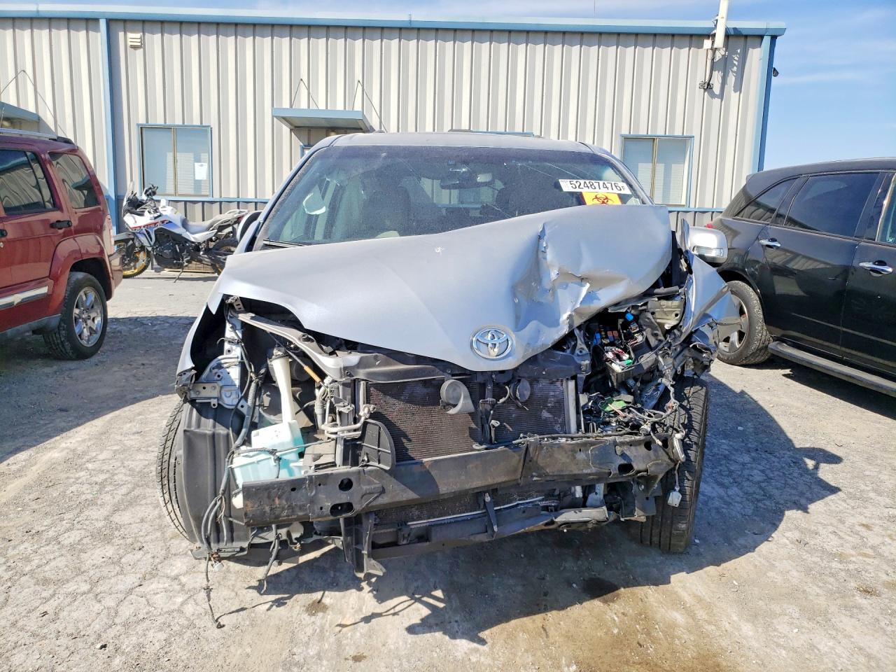 TOYOTA SIENNA 2015 — 5