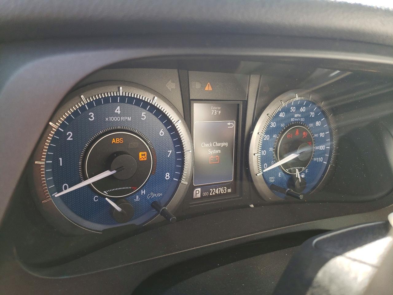 TOYOTA SIENNA 2015 — 9