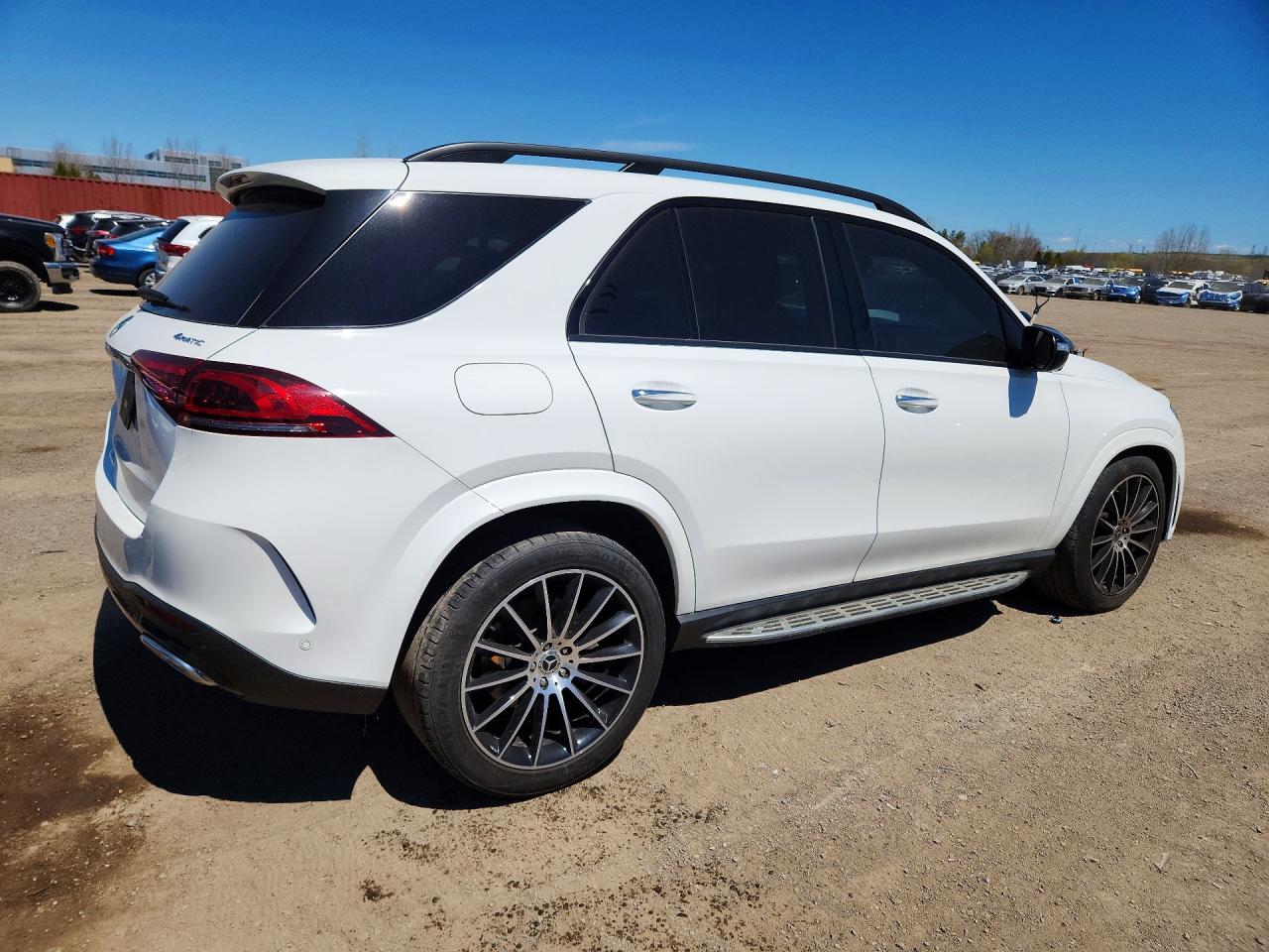MERCEDES-BENZ GLE 2022 — 3