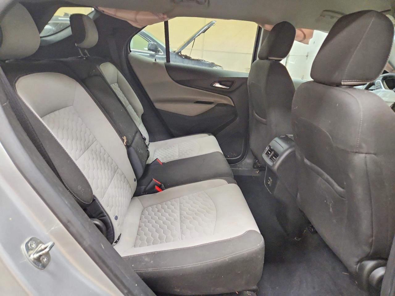 CHEVROLET EQUINOX 2020 — 11
