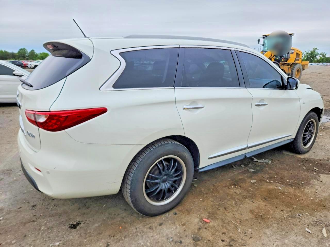 INFINITI QX60 2015 — 3
