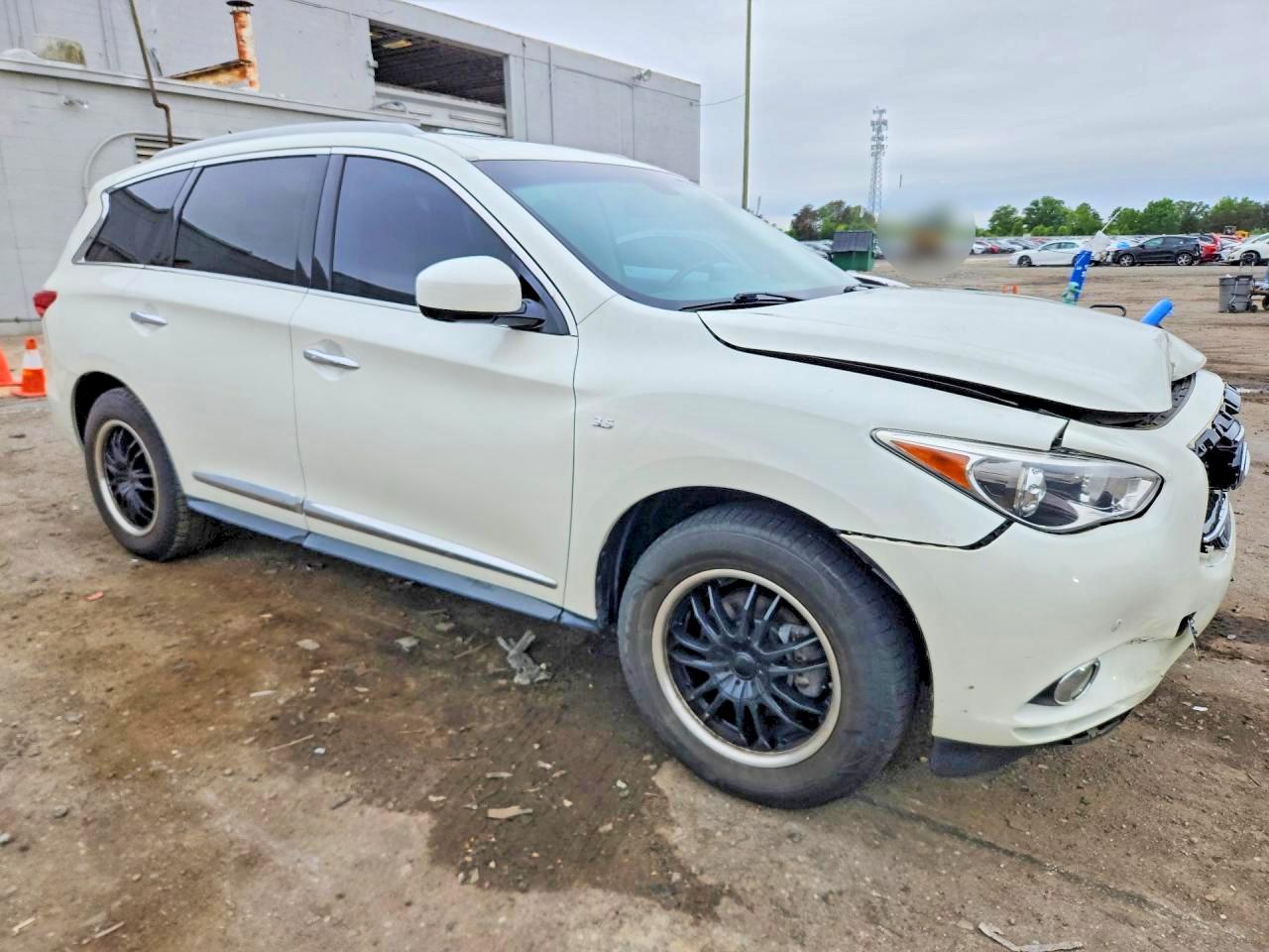 INFINITI QX60 2015 — 4