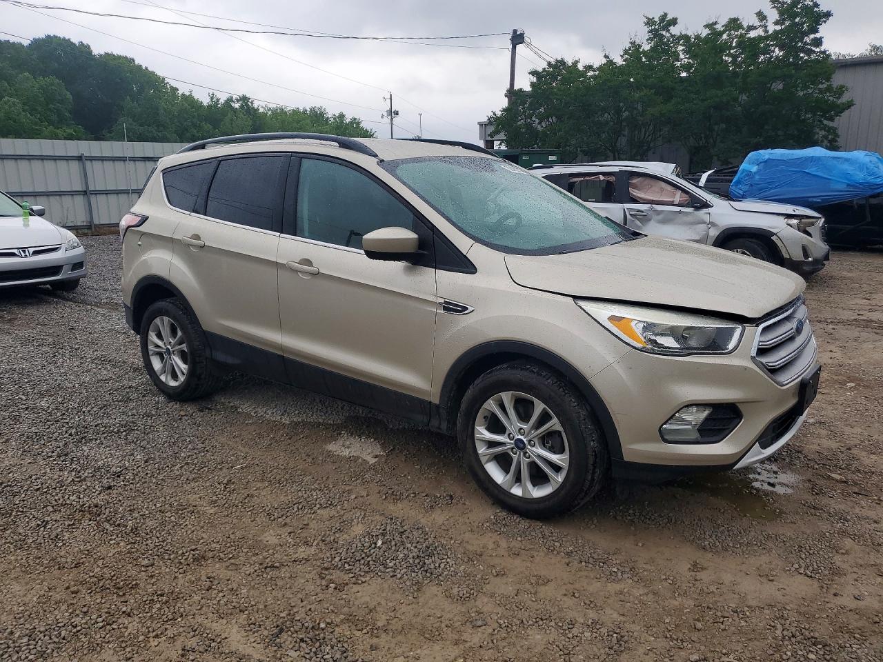 FORD ESCAPE 2018 — 4