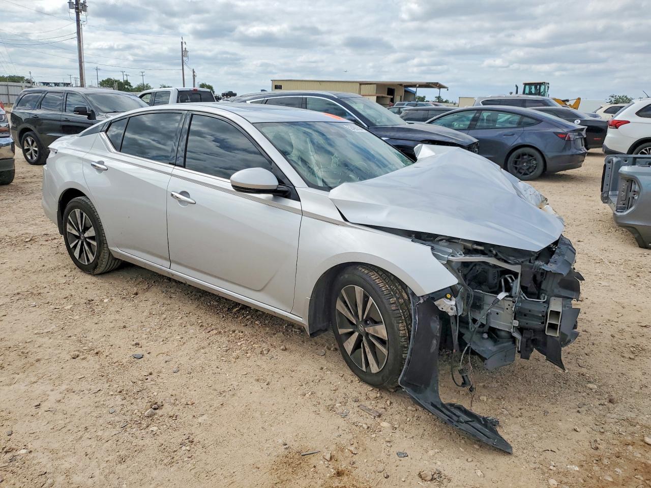 NISSAN ALTIMA 2019 — 4