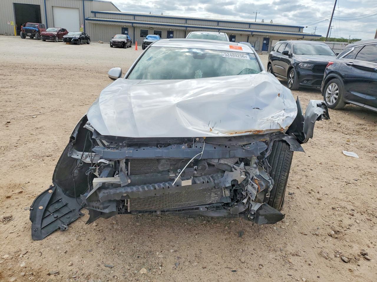 NISSAN ALTIMA 2019 — 5