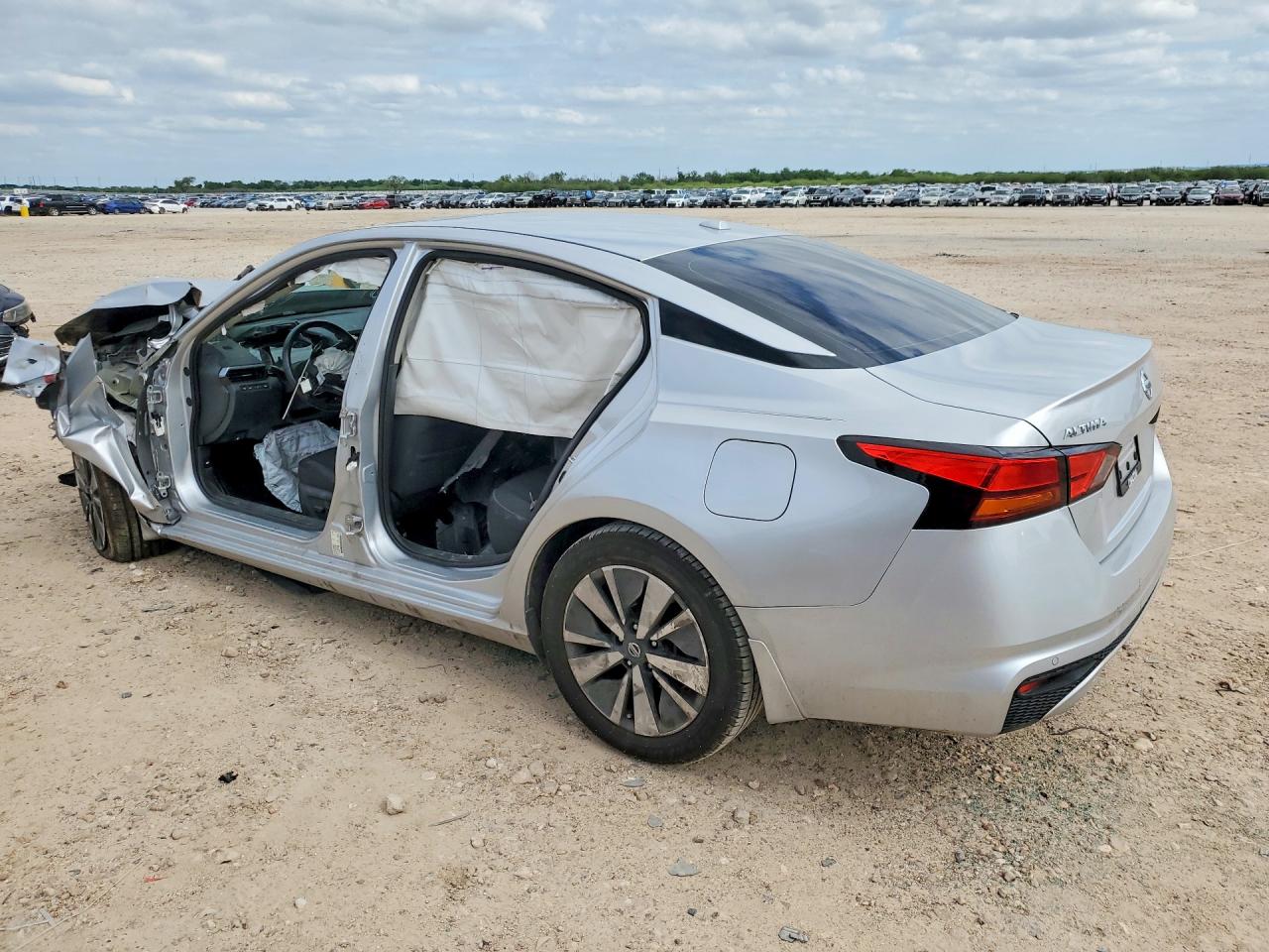 NISSAN ALTIMA 2019 — 2