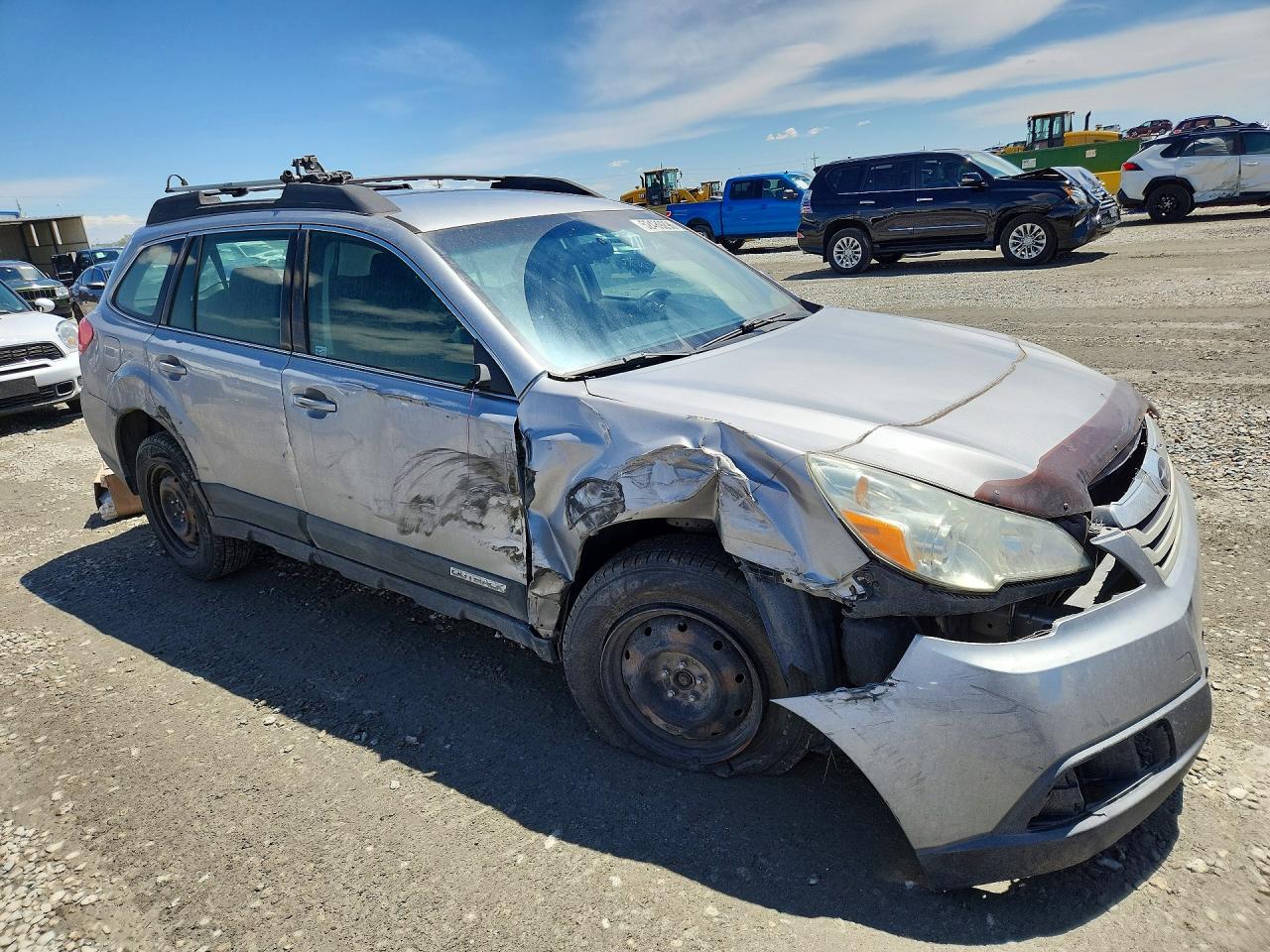 SUBARU OUTBACK 2011 — 4
