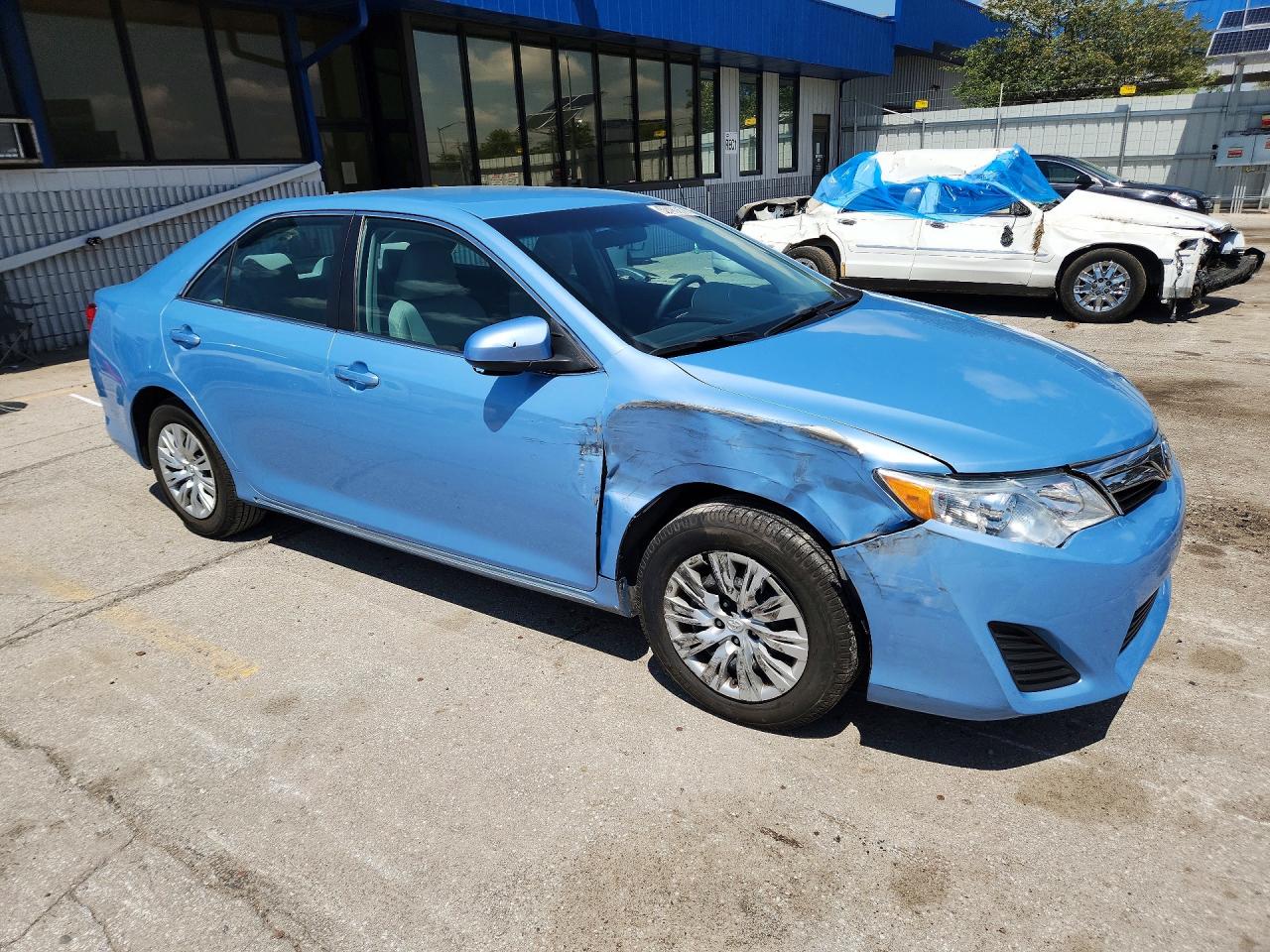 TOYOTA CAMRY 2012 — 4