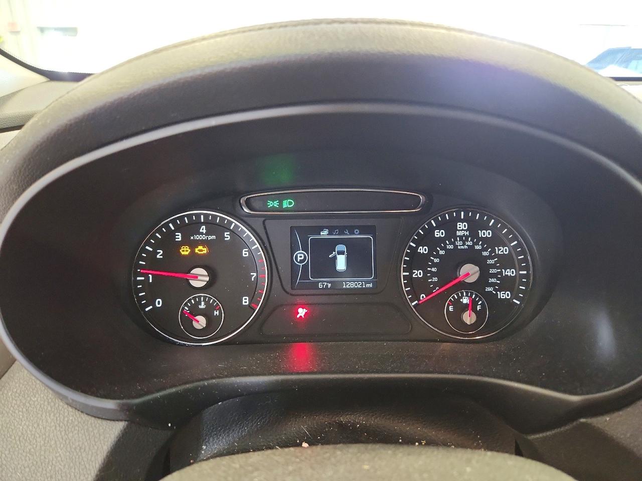 KIA SORENTO 2016 — 9
