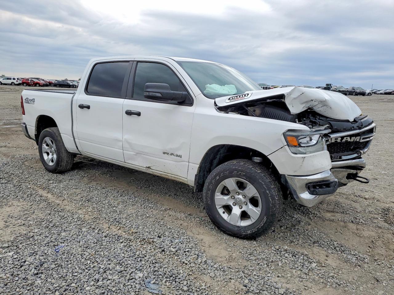 RAM 1500 2023 — 4