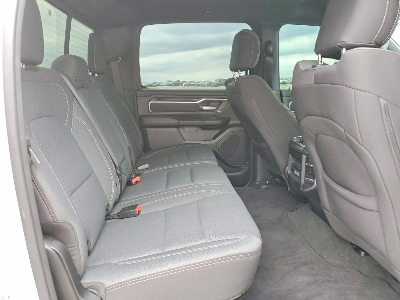 RAM 1500 2023 — 10
