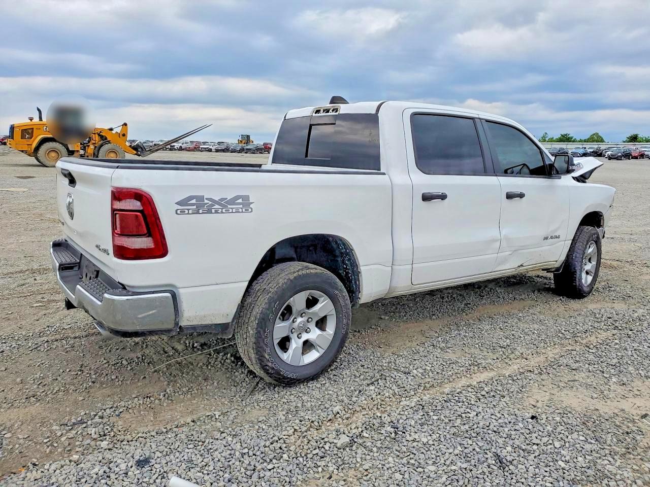 RAM 1500 2023 — 3