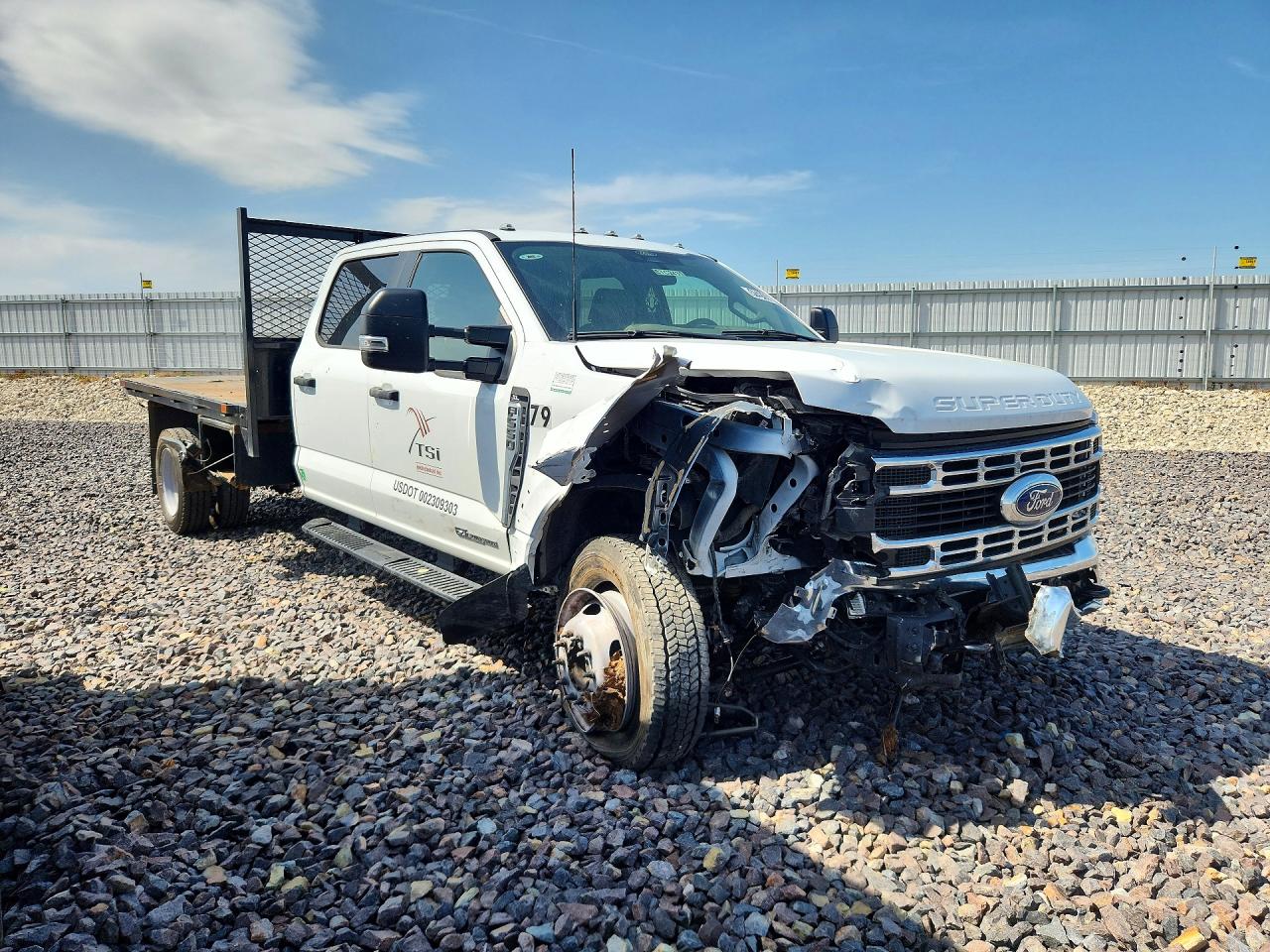 FORD F550 2024 — 4
