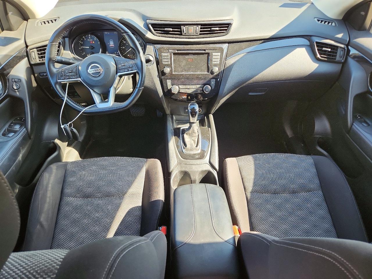 NISSAN ROGUE SPORT 2020 — 8