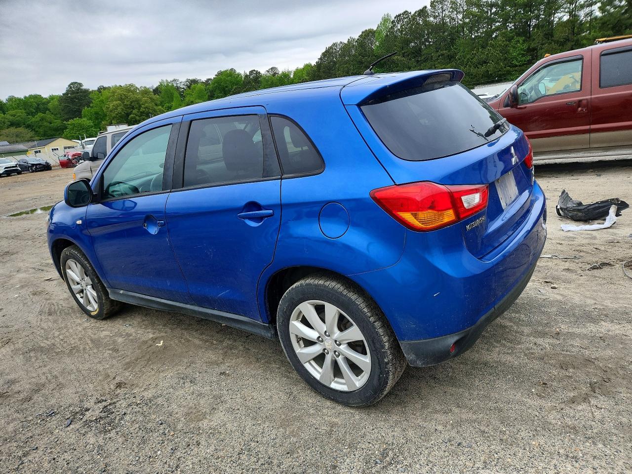 MITSUBISHI OUTLANDER SPORT 2015 — 2