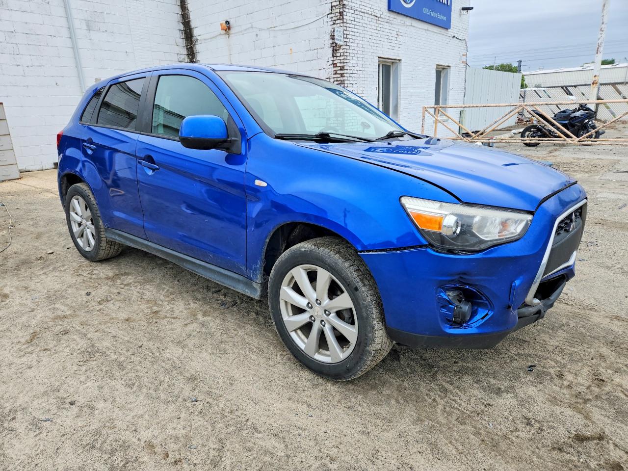 MITSUBISHI OUTLANDER SPORT 2015 — 4