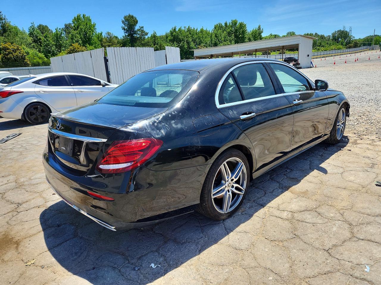 MERCEDES-BENZ E 2018 — 3