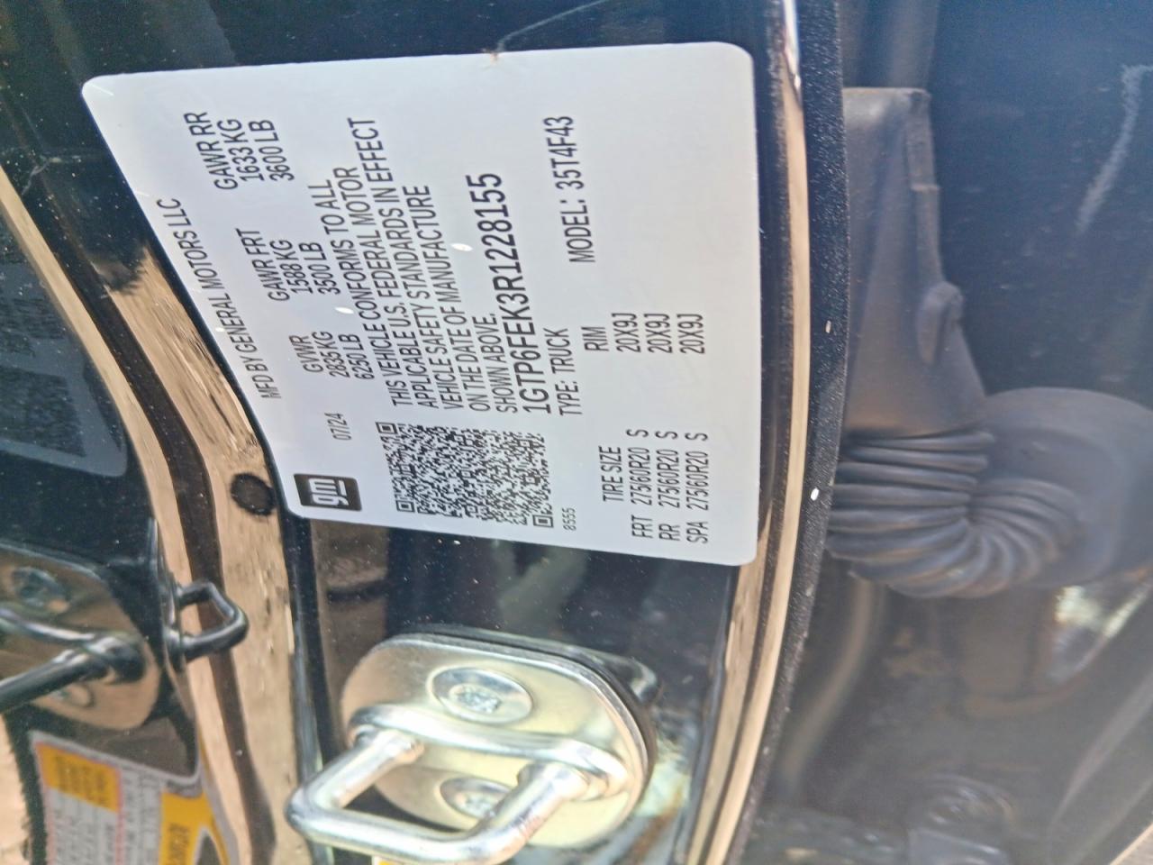 GMC CANYON 2024 — 12