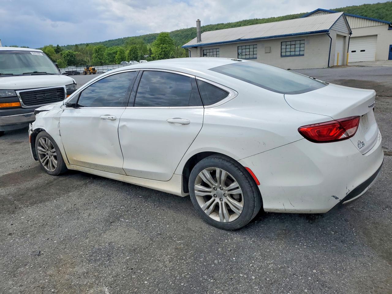 CHRYSLER 200 2015 — 2