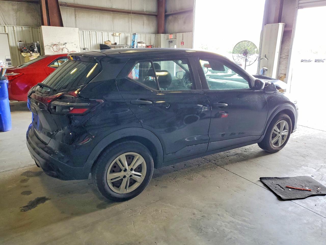 NISSAN KICKS 2022 — 3