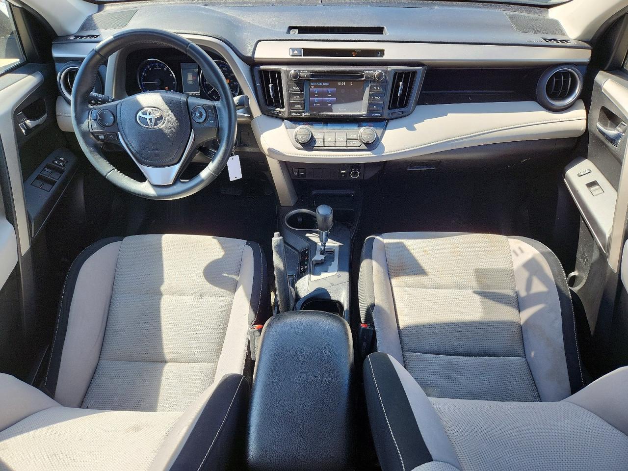 TOYOTA RAV4 2016 — 8