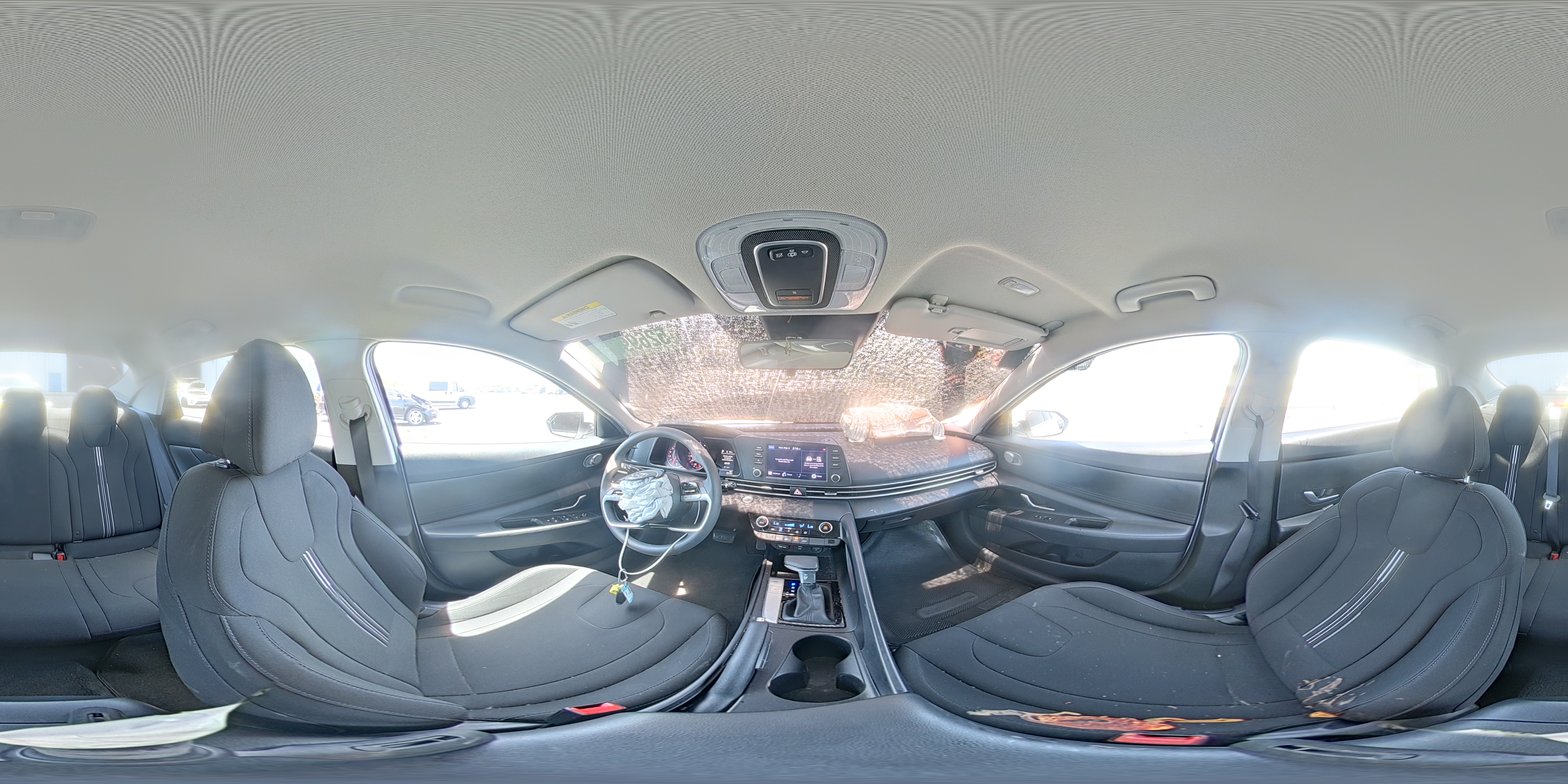 Hyundai Elantra 2022 — 13
