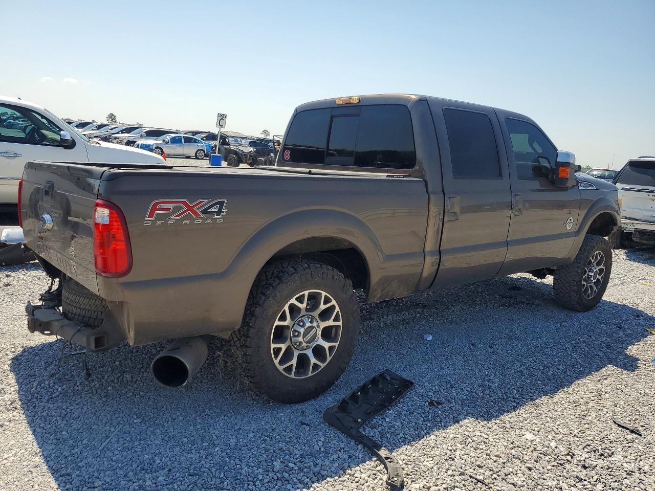 Ford F250 2015 — 4