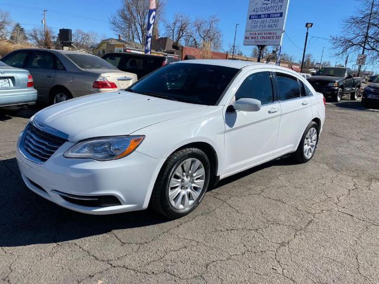 2014 CHRYSLER 200 LX