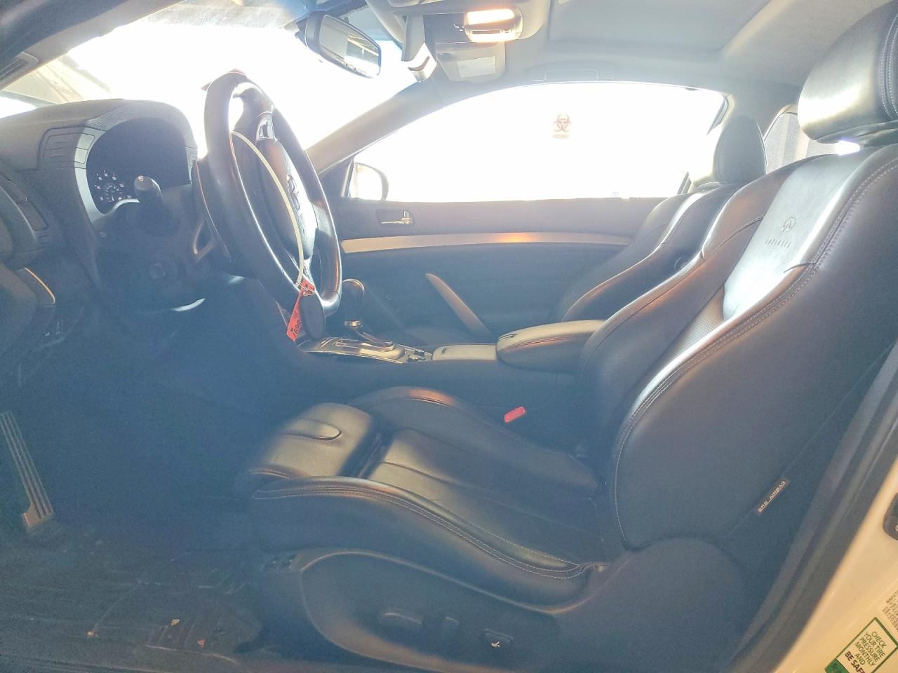 Infiniti G37 Coupe 2012 — 8