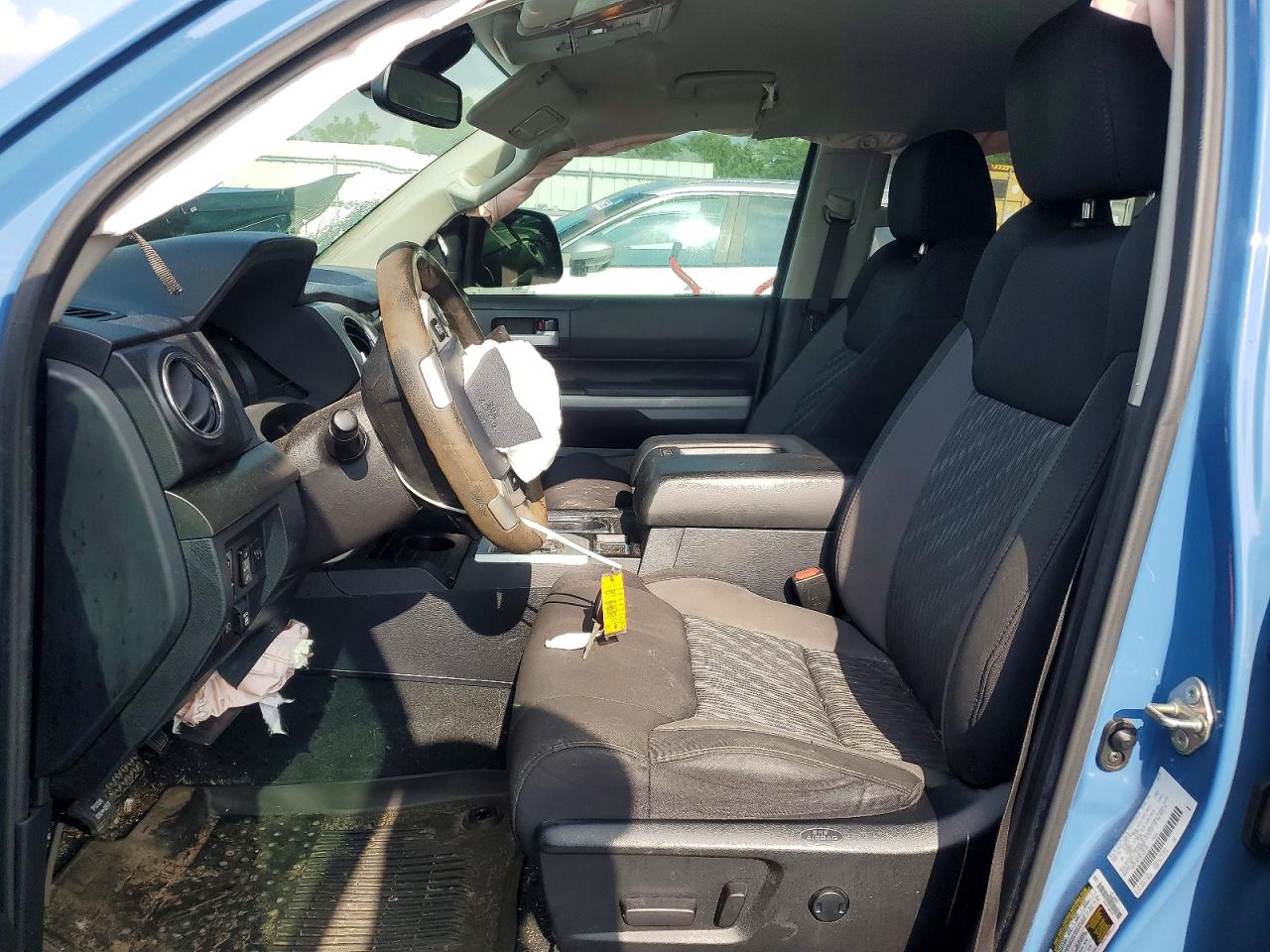 Toyota Tundra 2020 — 8