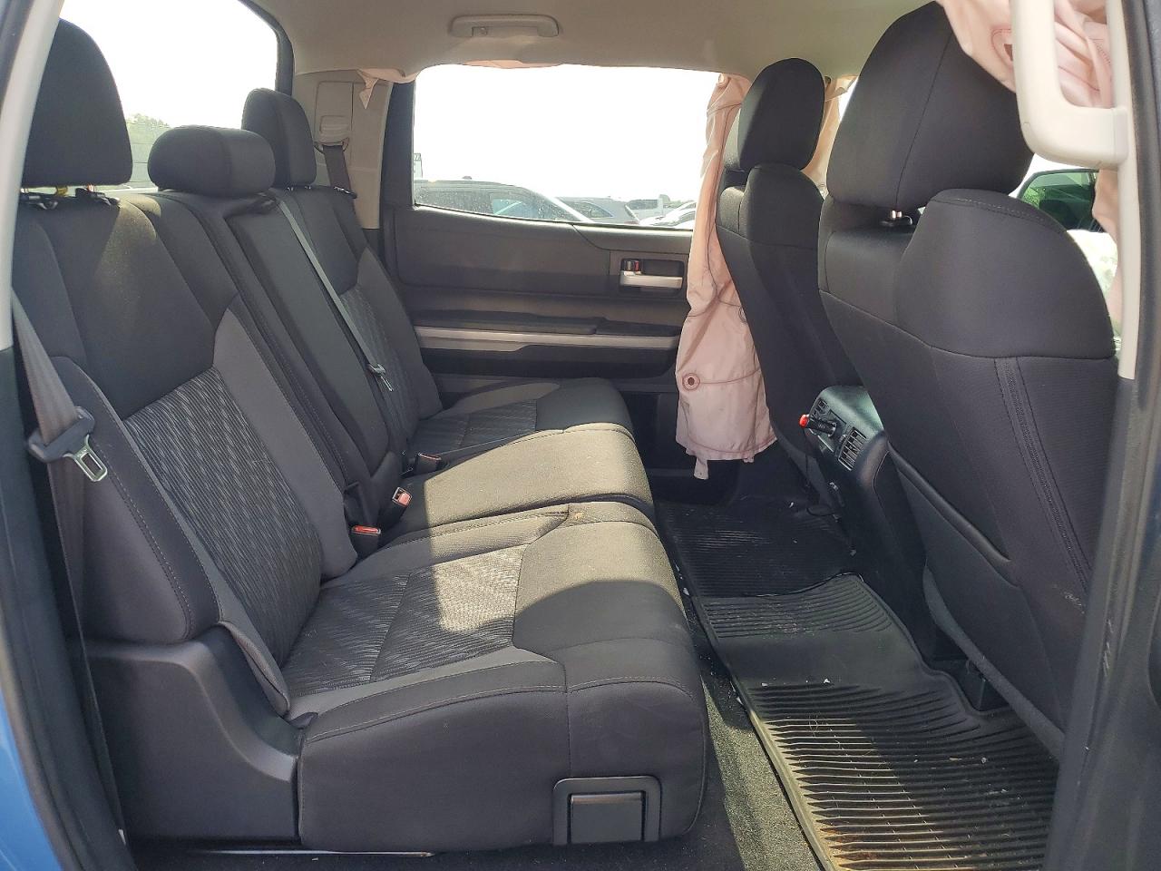 Toyota Tundra 2020 — 11