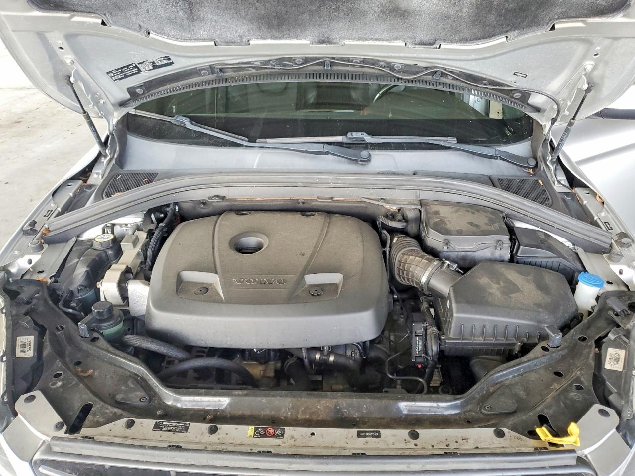 Volvo XC60 2016 — 13