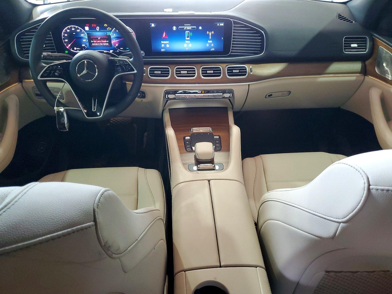 Mercedes-Benz Gls 2025 — 9
