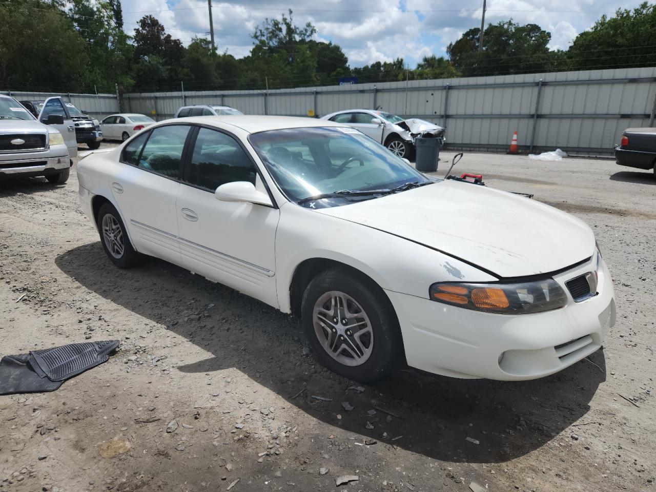 2003 PONTIAC BONNEVILLE SE