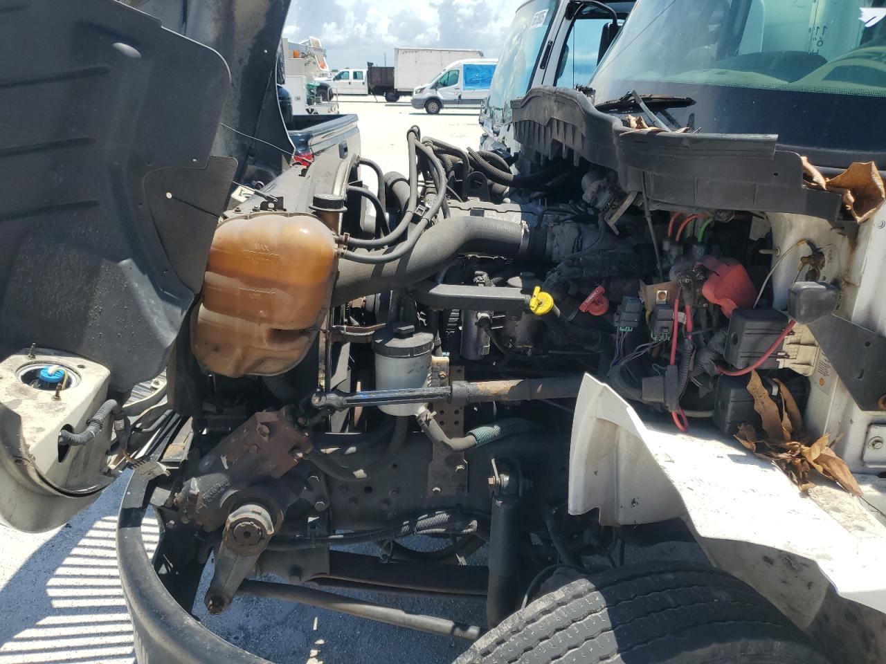 International 4000 2012 — 13