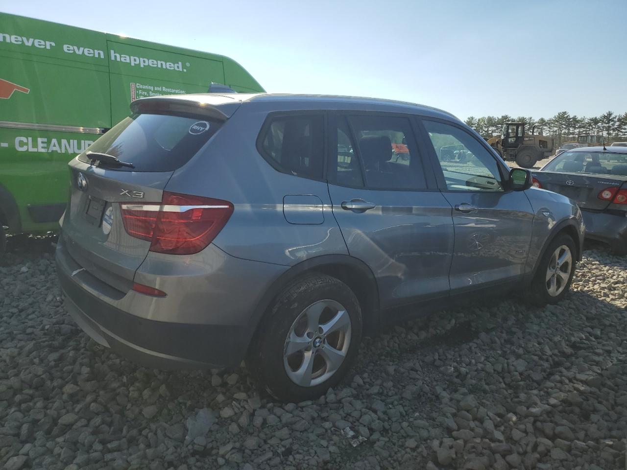 BMW X3 2012 — 4