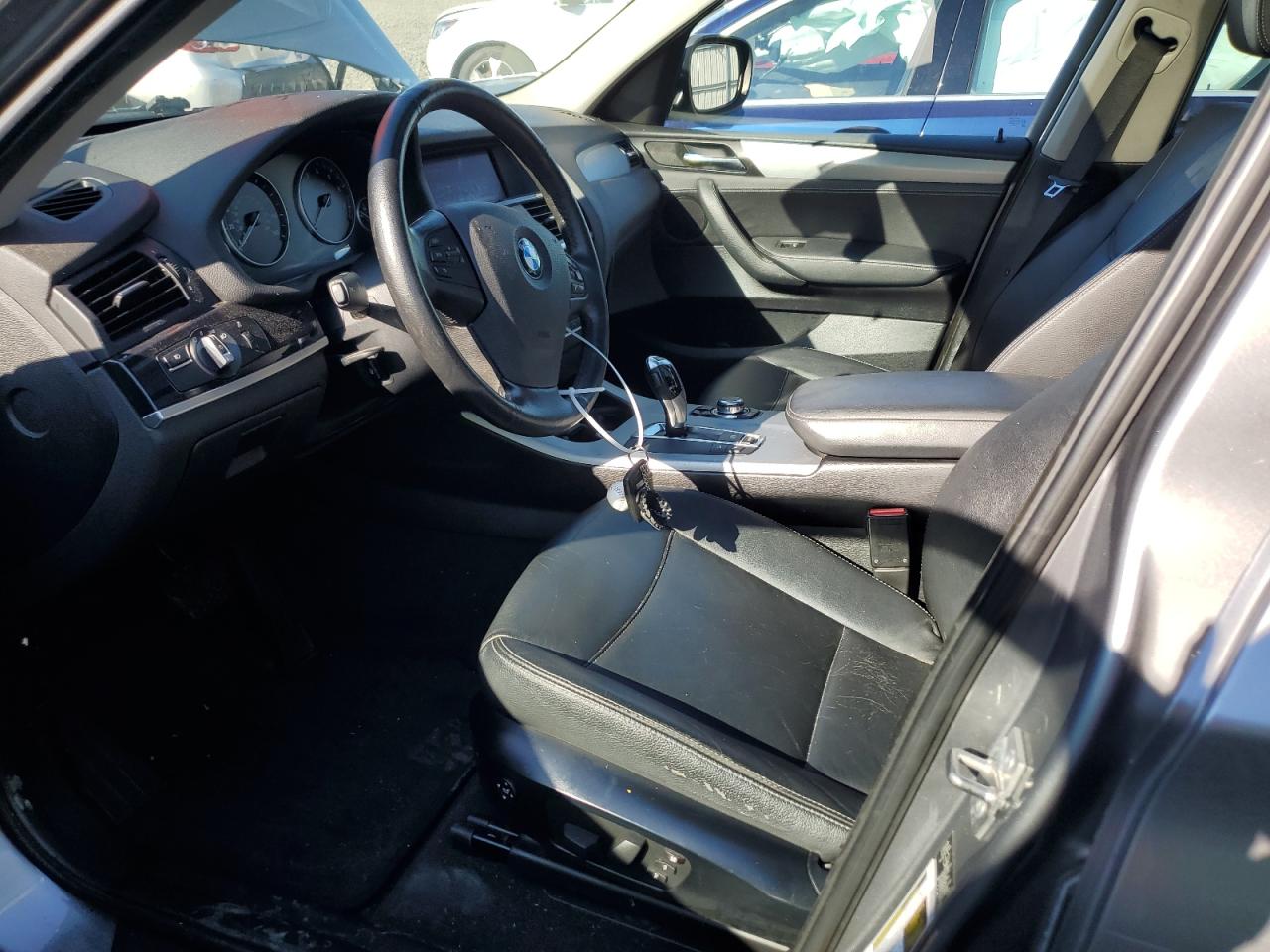 BMW X3 2012 — 8