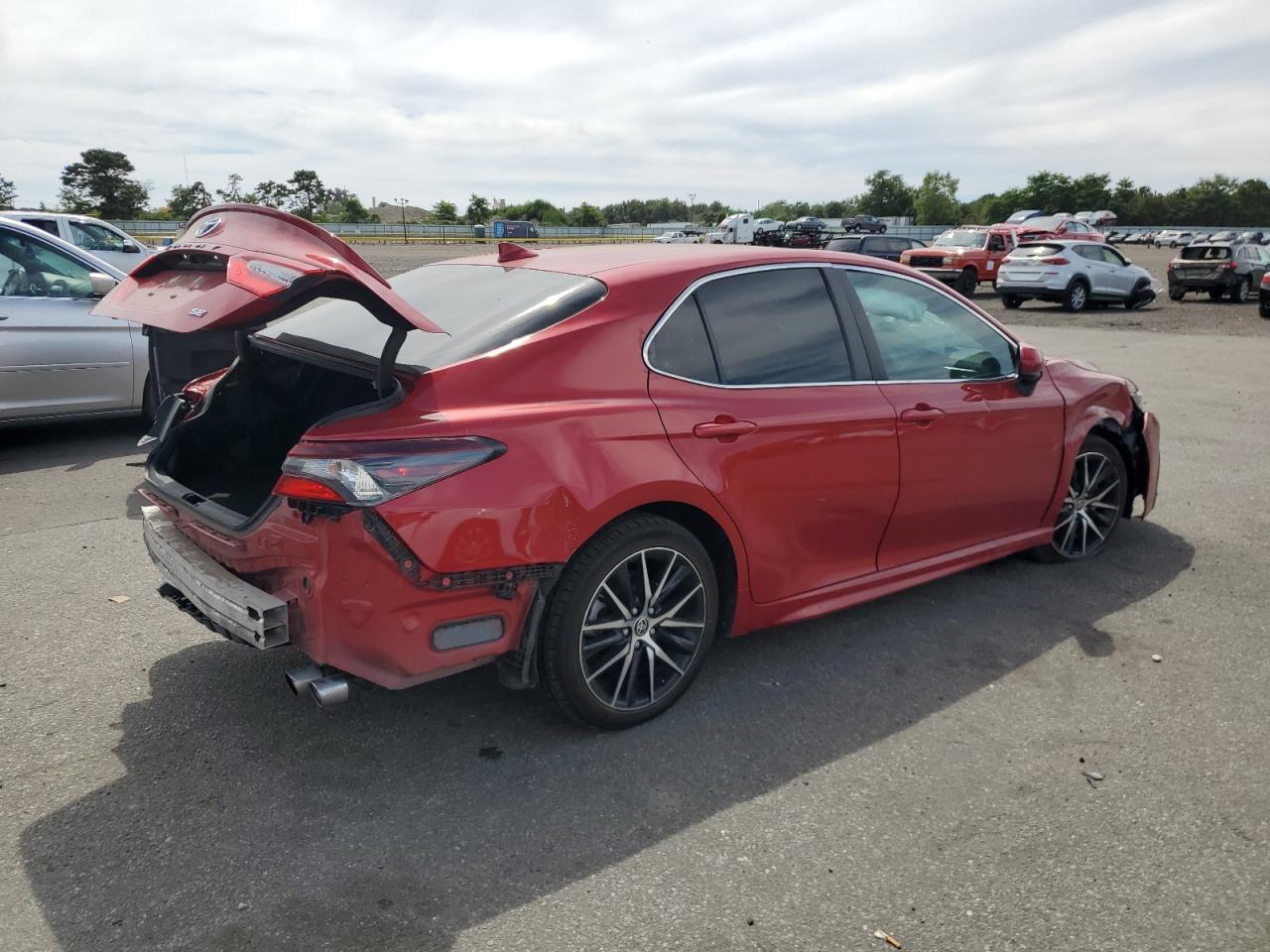 Toyota Camry Se 2021 — 4