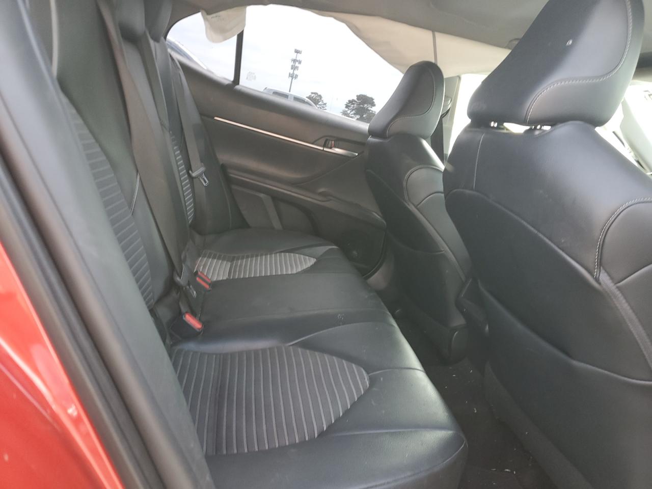 Toyota Camry Se 2021 — 11