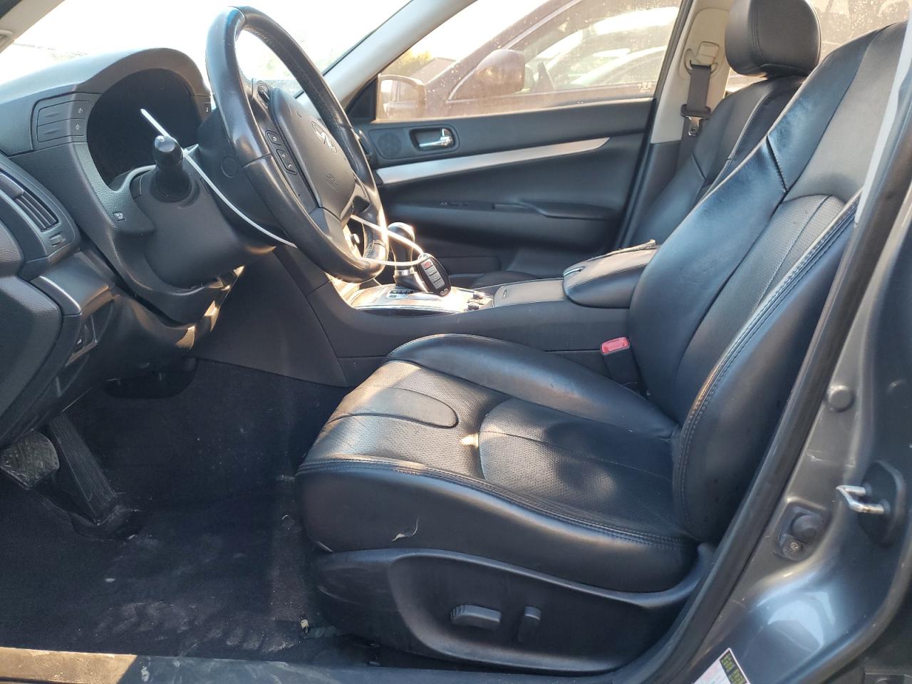 Infiniti Q40 2015 — 8