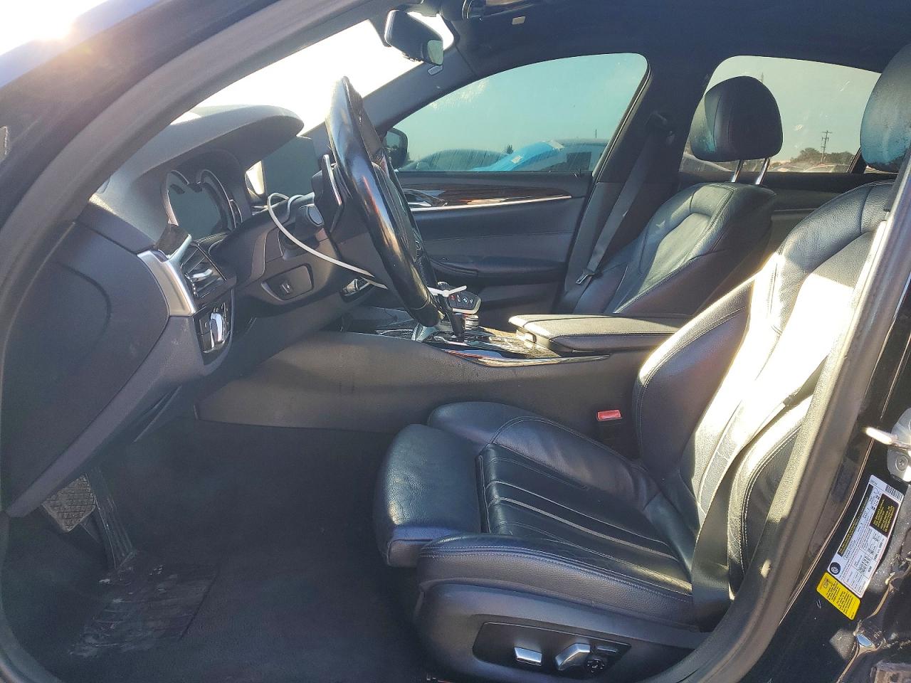 BMW 530 2018 — 8