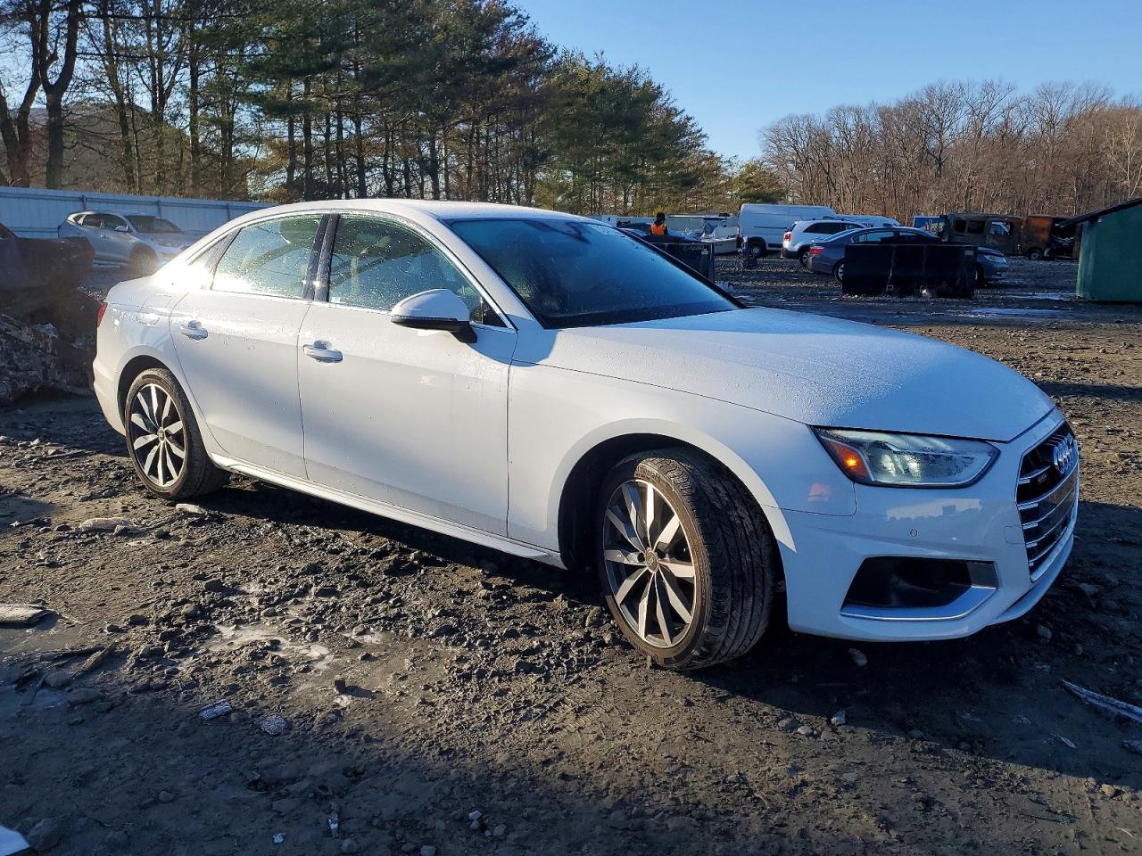 Audi A4 2023 — 5