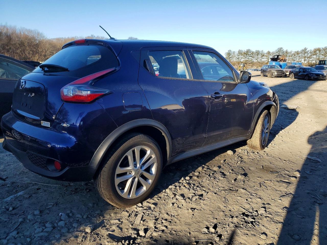 Nissan Juke 2016 — 4