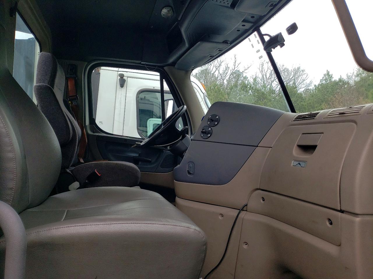 Freightliner Cascadia 1 2016 — 6