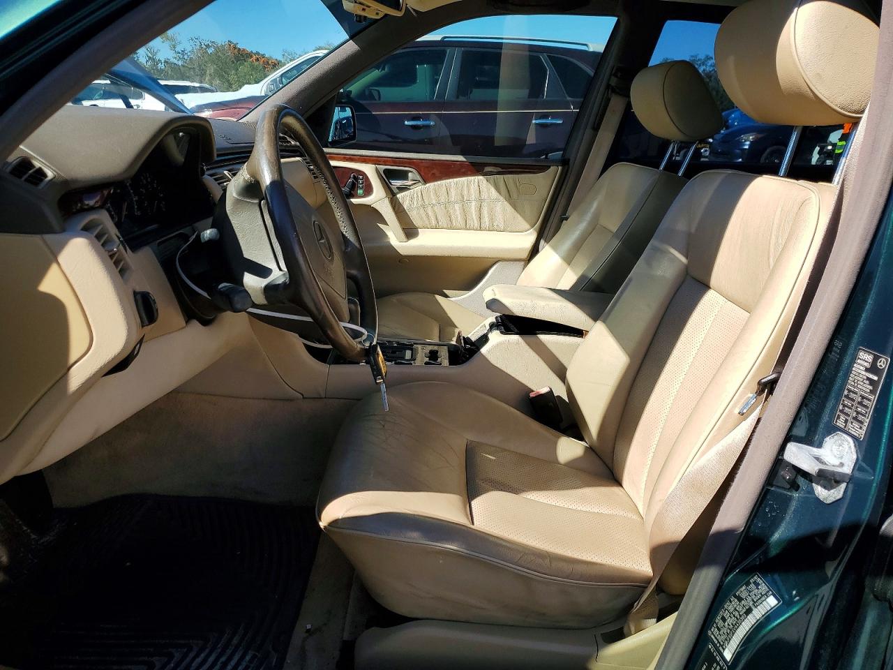 Mercedes-Benz E-Class E320 1997 — 8