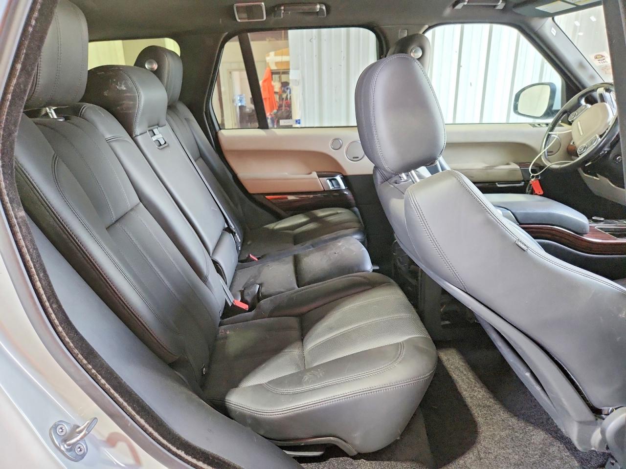 Land Rover Range Rover 2016 — 12